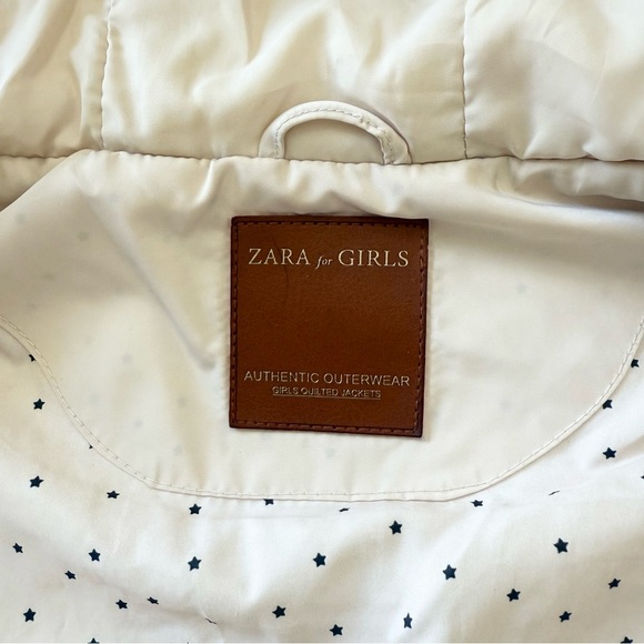 Zara for Girls Size 12 yrs. Ivory Quilted Hooded Vest Pockets Zip Up - Picture 5 of 9